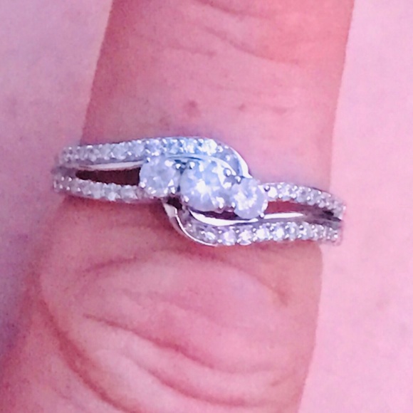 ❌❌❌❌SOLD❌❌❌BEAUTIFUL GENUINE DIAMOND RING - Picture 6 of 12